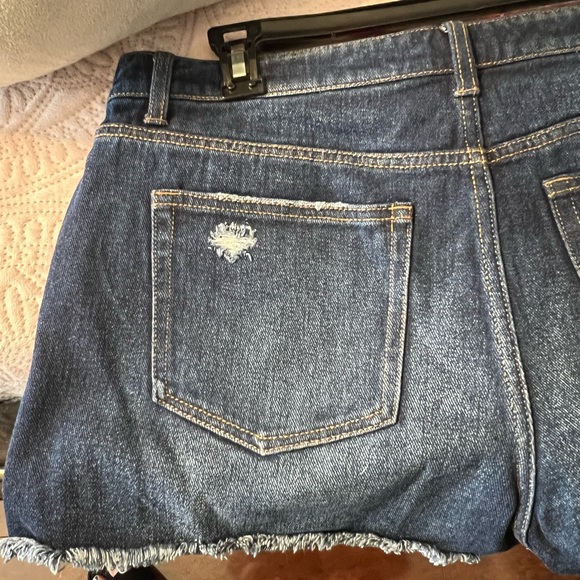 High Rise Shorts - Picture 4 of 5